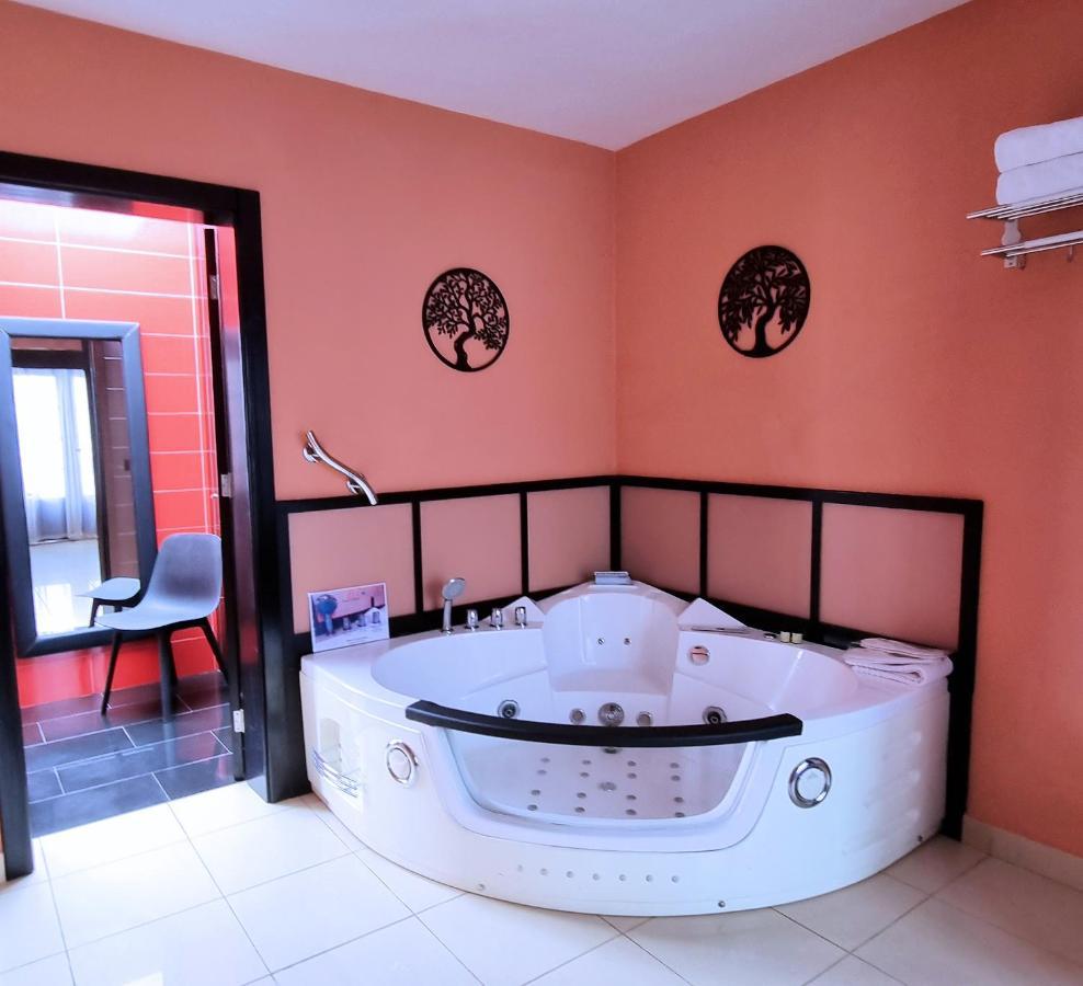 Evita Beach Suites Exclusivas Caleta de Sebo Extérieur photo