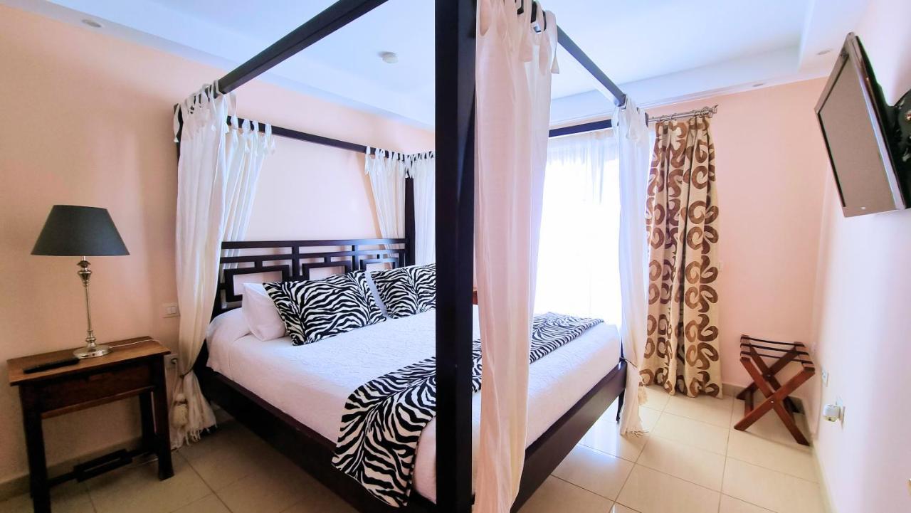 Evita Beach Suites Exclusivas Caleta de Sebo Extérieur photo